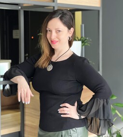 Островська Алла Едуардівна